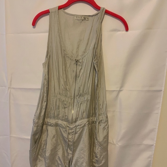 Stunning silver romper - Picture 1 of 5